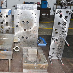 東莞五金模具設計與 模具定制 動漫玩具模具