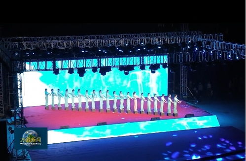 三比三爭踐行動 藝飛揚助力萬載文化建設(shè)——藝術(shù)與設(shè)計學(xué)院參與創(chuàng)意焰火表演暨社區(qū)文化活動匯演策劃紀實